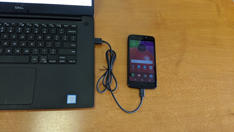 /images/Creating-and-Running-an-Op-Mode-(Android-Studio)/phoneUSBConnected.jpg